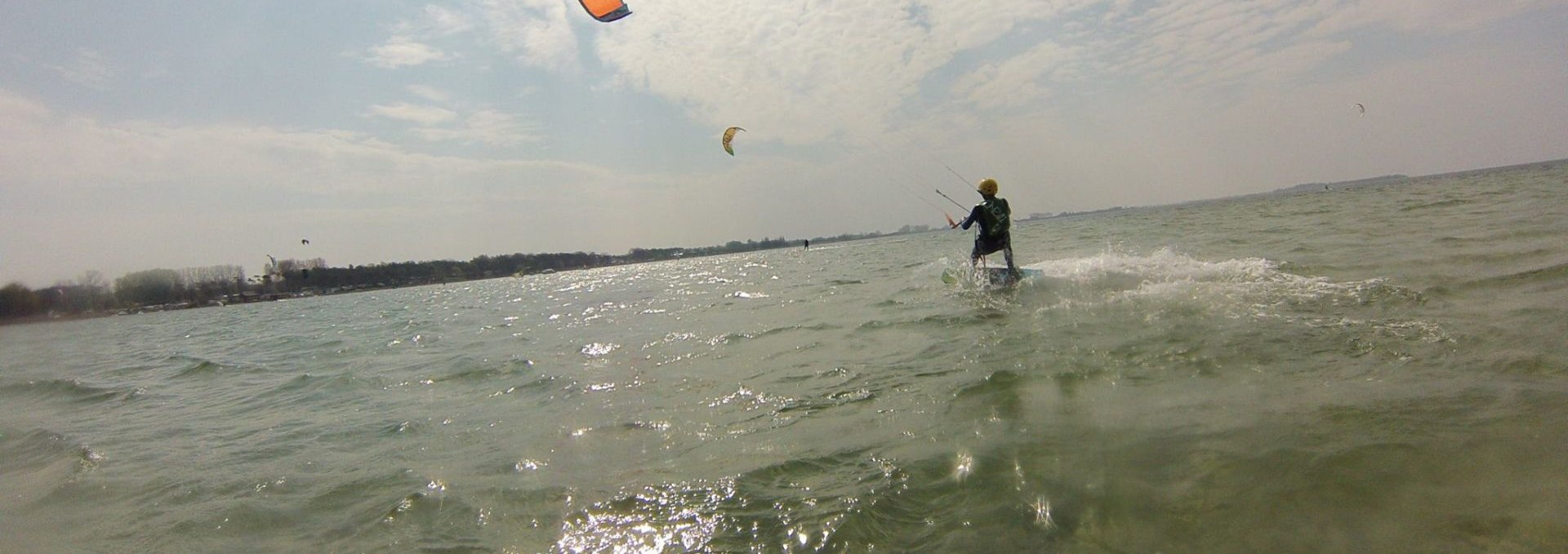 Übers Wasser gleiten - ein unglaubliches Gefühl, © Kitesurfschule Pepelow