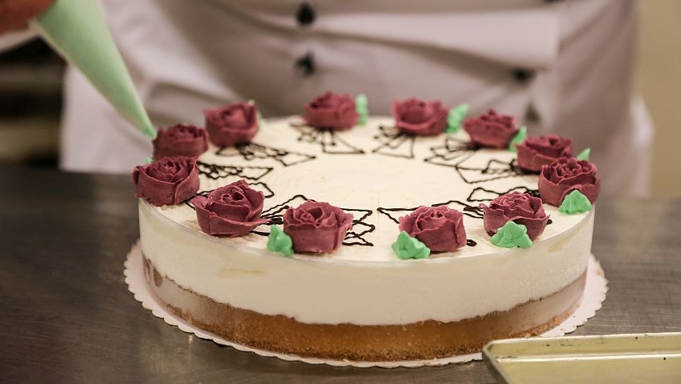 Wir erfüllen Tortenträume – die Konditorinnen der Stadtbäckerei Kühl, © Stadtbäckerei Kühl GmbH & Co. KG / Andrea Kunath