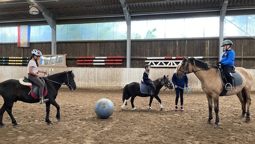 Pferdefußball in der Reithalle, © Alte Schule Barlin