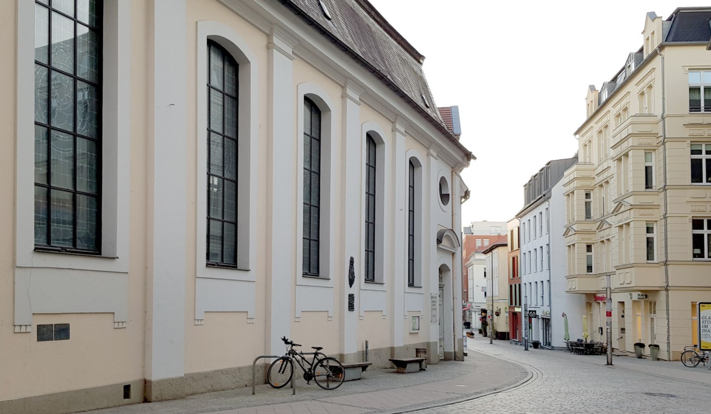 Die Fassade von St. Anna in Schwerin von der Schlossstraße gesehen., © Tourismusverband Mecklenburg-Schwerin