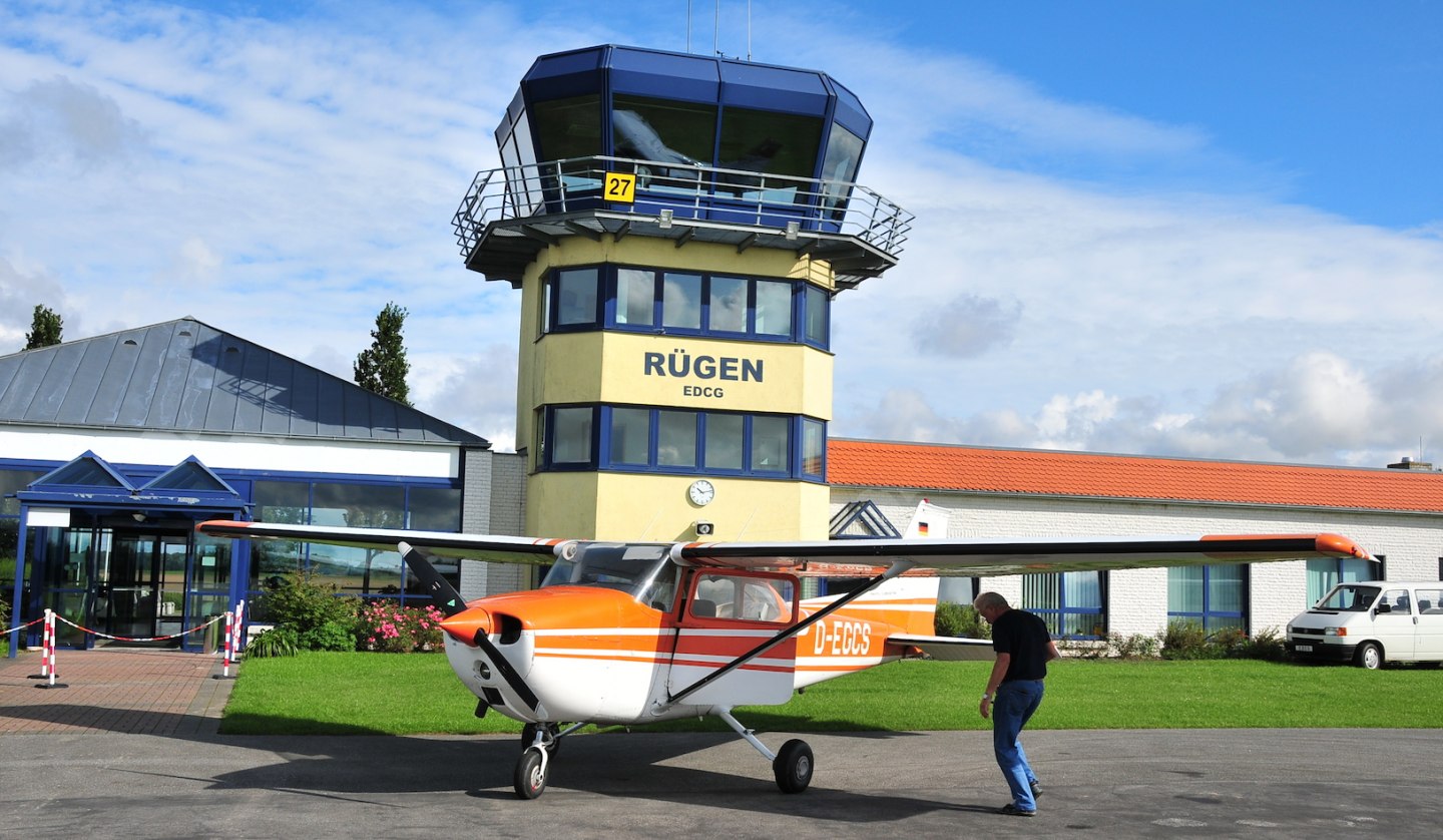 Flugplatz Gu?ttin Tower, © Tourismuszentrale Rügen