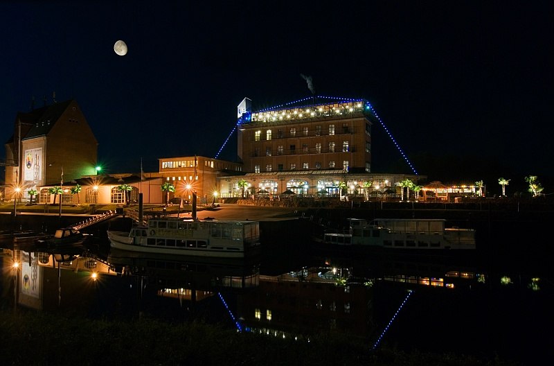 Anleger Dömitzer Hafen, © Hotel Dömitzer Hafen