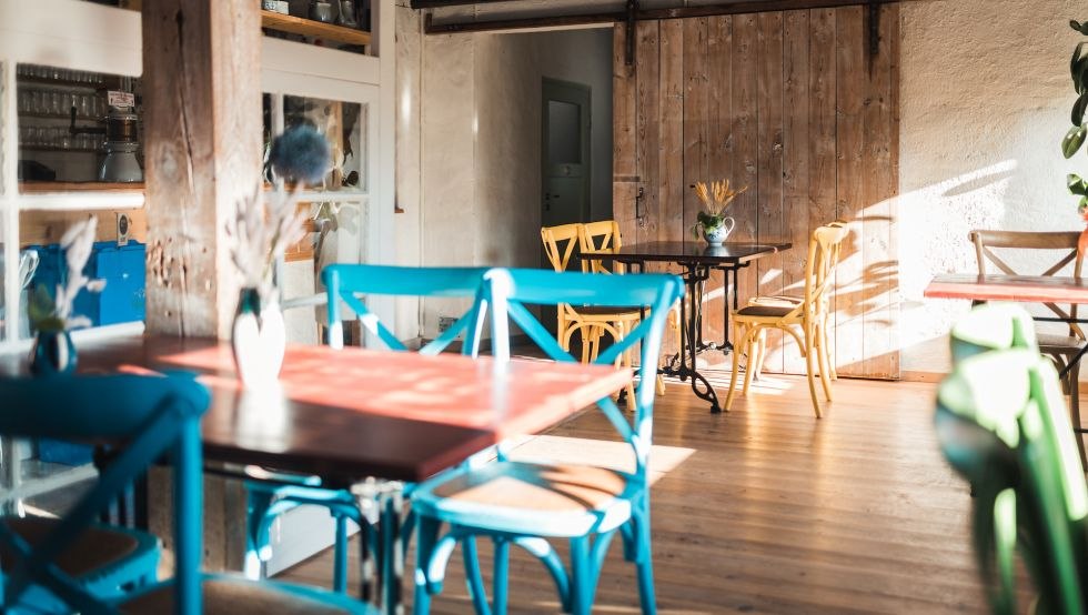 Ein Blick in das traumhafte Café von Bio24.de in Poppendorf, © kuestenfotografie.de, Daniel Großjohann