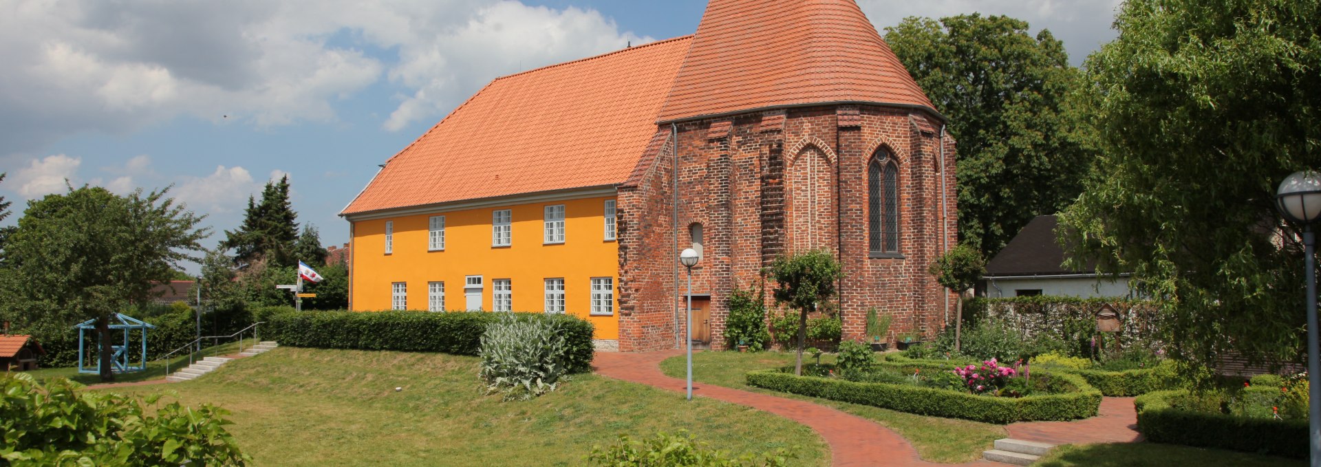 Bibelzentrum mit Kapelle, © Bibelzentrum