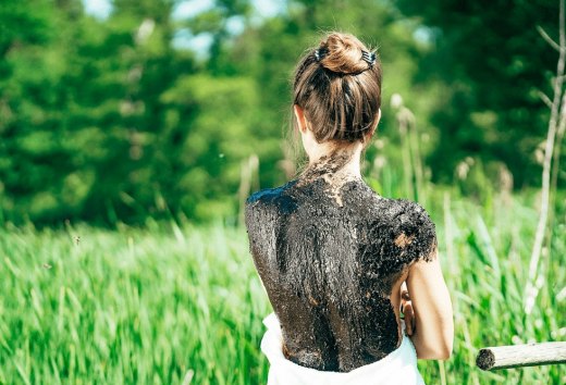 Bei rheumatische Erkrankungen können Moor-Anwendungen Linderung verschaffen, © TMV/H2F