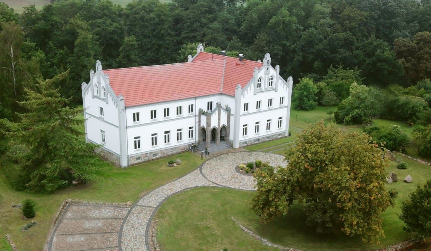 Luftaufnahme Herrenhaus Levetzow, © Herrenhaus Levetzow / Bernd Lüskow