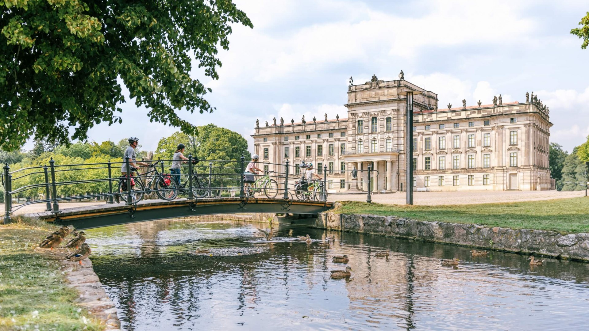 Schloss Ludwigslust ist ein absolutes Highlight der Tour, © TMV/Tiemann