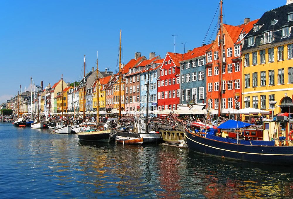 Historisches Hafenviertel Nyhavn in Kopenhagen, © Scandlines