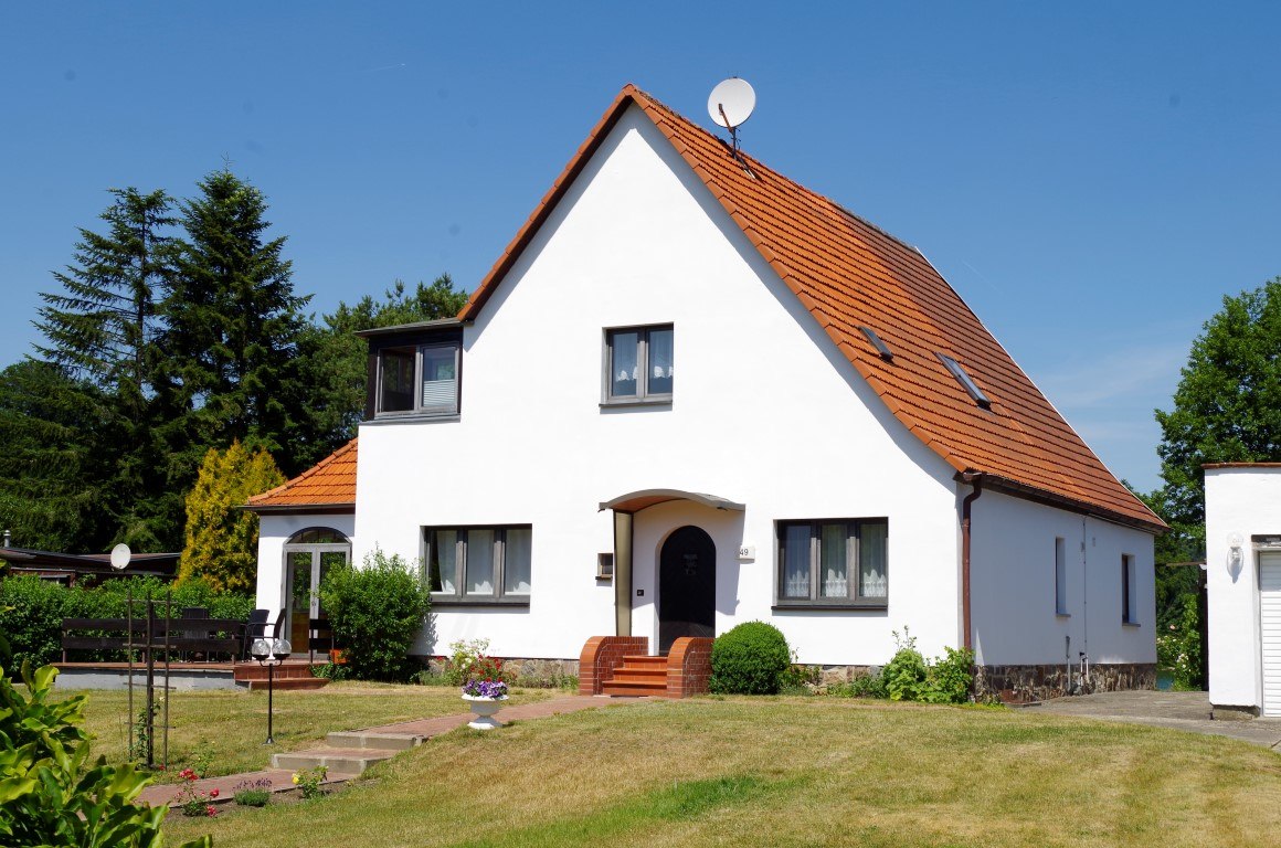 Die beiden Ferienwohnungen befinden sich in einem Haus in ruhiger Wohnlage, © D. Rgener