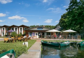 Fischerhof Eldenburg, An der Reeck, zwischen Müritz und Kölpinsee, © Müritzfischer