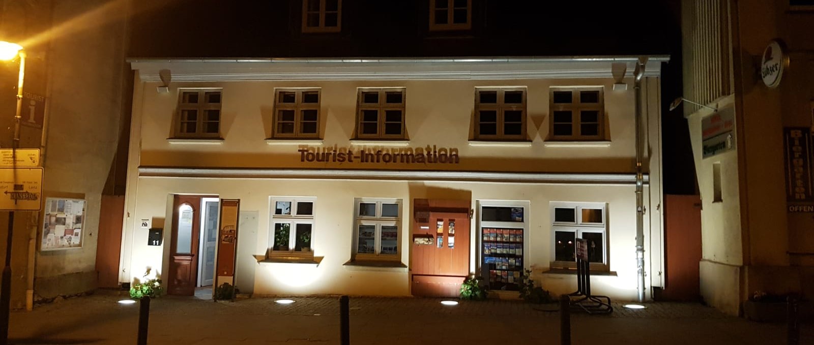 Tourist-Information in der Nacht, © Tourist-Information Malchow