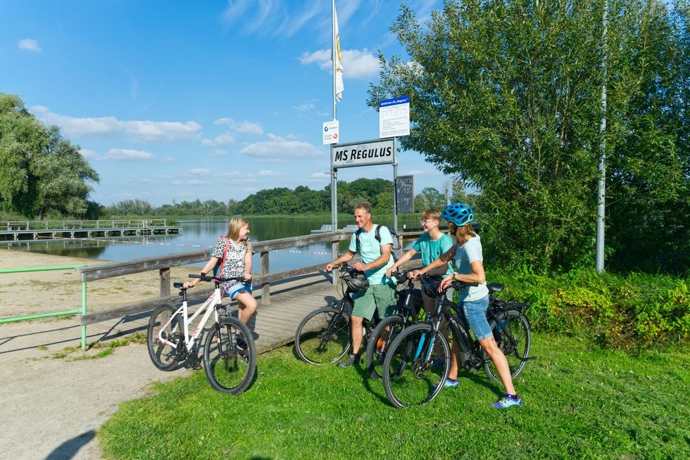 Radler NaturBad Teterow, © C.Drühl/Tourist-Info