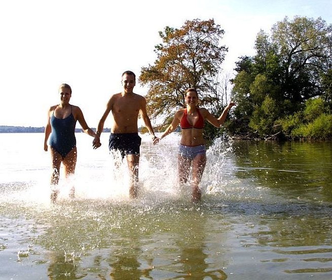 Spaß im Wasser, © Ferienpark Retgendorf