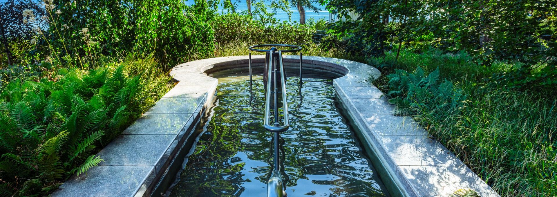 Der Klassiker: Wassertretbecken im Kneippgarten - in Göhren mit Meerblick., © TMV/Tiemann