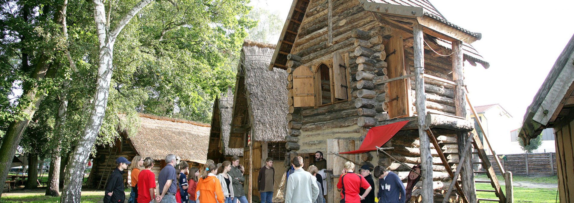 Führung im Castrum Turglowe, © I. Müggenburg