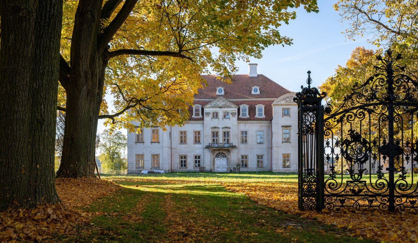 Herbst auf Schloss Ivenack, © DOMUSImages