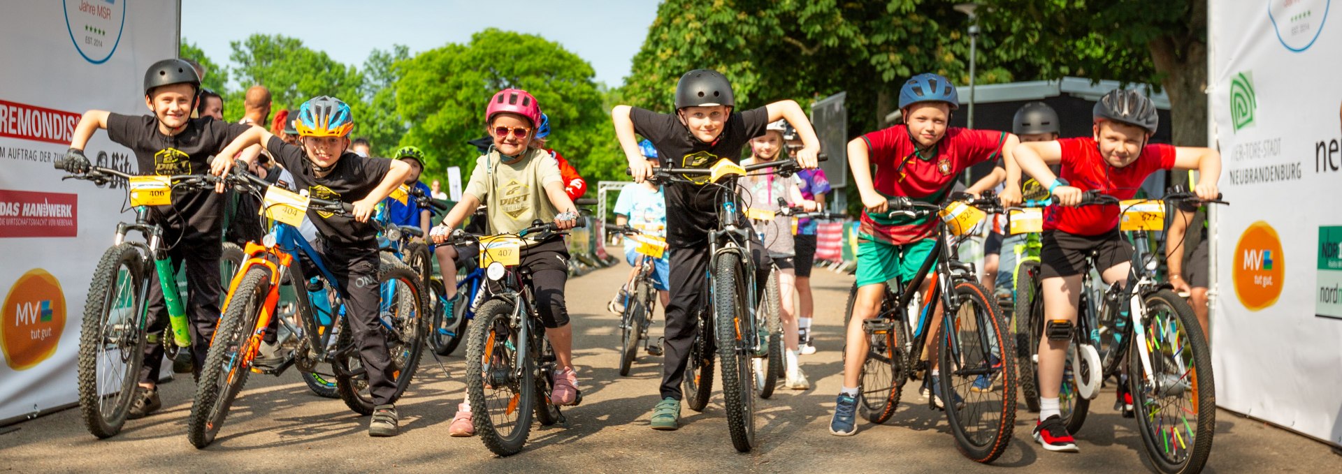 Die Minis sind los. Bei der Mini MSR können die kleinsten Radler ihre Runden drehen. Je nach Alter variiert die Distanz - angefangen bei der Laufrad MSR, über 2km, 4km oder 6km. Mehr Infos findet ihr auf unserer Webseite., © Florian Selig