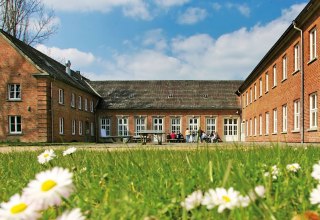 Von der Jugendherberge aus in die Innenstadt der Weltkulturerbestadt Wismar, © DJH MV / Danny Gohlke