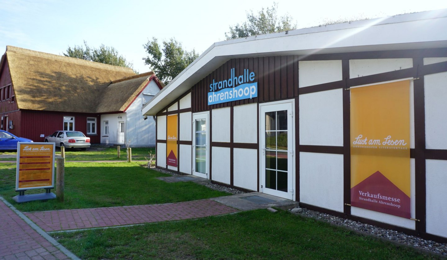 Strandhalle Ahrenshoop, © Kurverwaltung Ahrenshoop