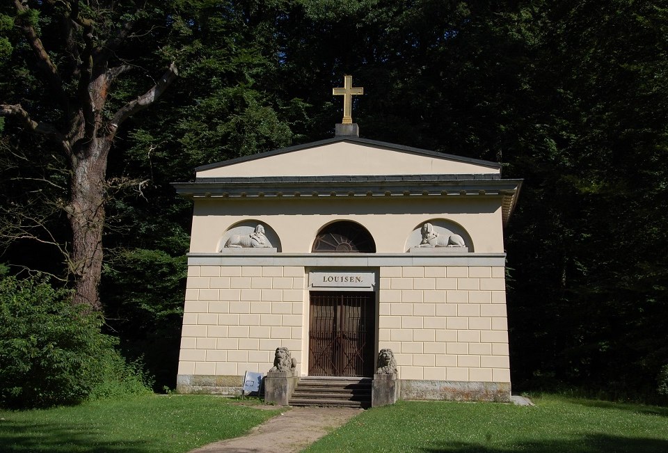 Das Louisen-Mausoleum im Schlosspark Ludwigslust., © Gabriele Skorupski
