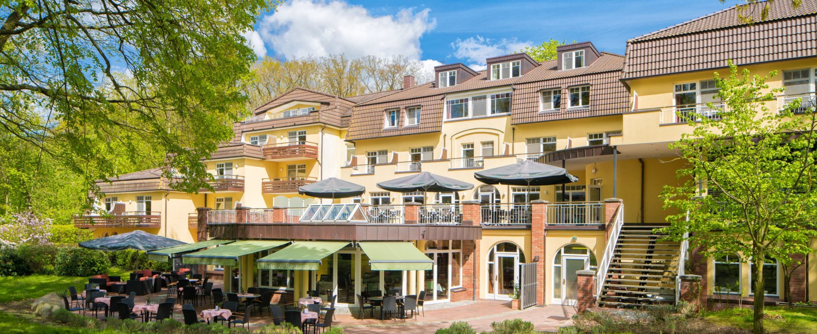 Außenansicht Hotel Kurhaus am Inselsee, © Florian Busch