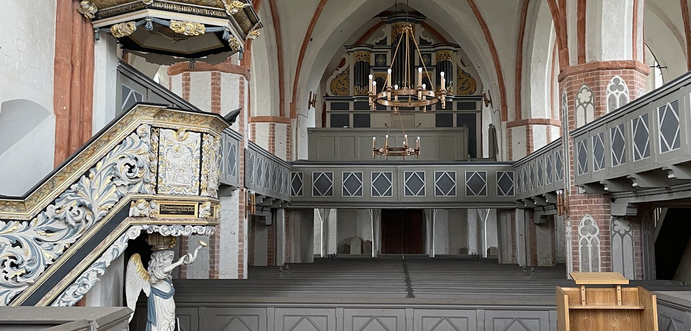 Dorfkirche Saal innen, © Südliche Boddenküste