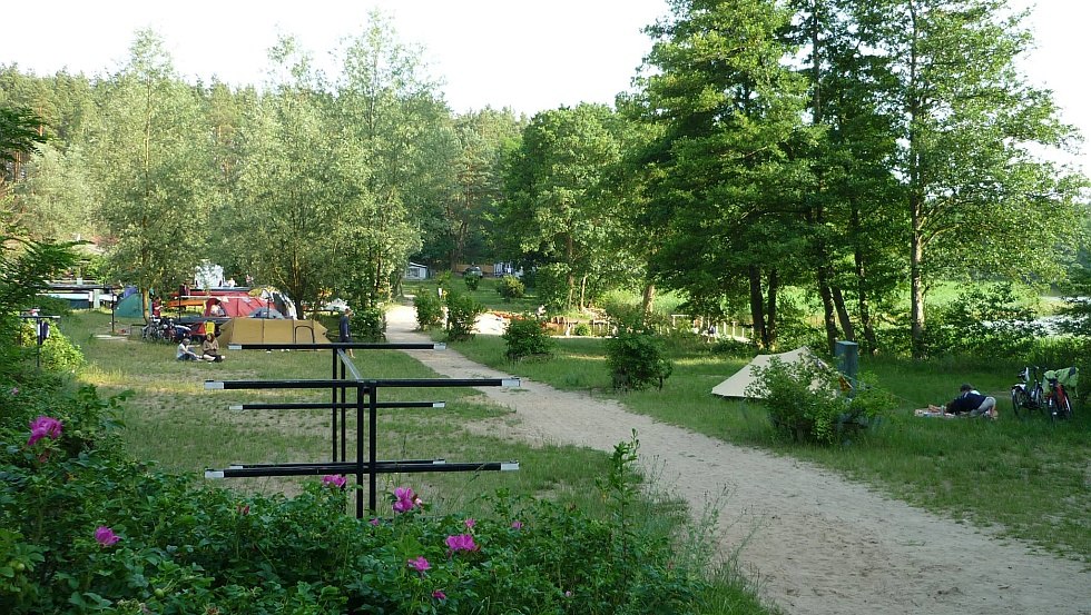 Blick auf die Wasserwanderwiese, © Hexenwäldchen