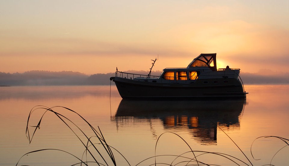 Die ideale Schnuppersaison - Herbsturlaub auf dem Hausboot, © Mortan Strauch