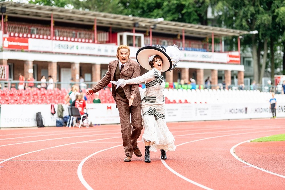 Musical im Theater Vorpommern
Coverfoto mit Franziska Ringe und Felix Meusel, © Peter van Heesen