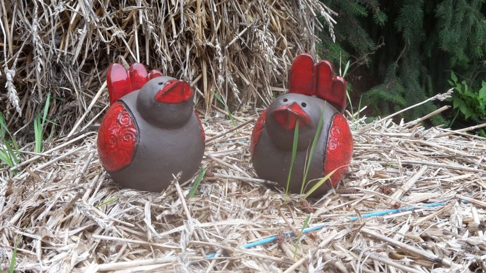 Gartenspatzen als Stabaufstecker in verschiedenen Größen, © Jana Kohlschmidt