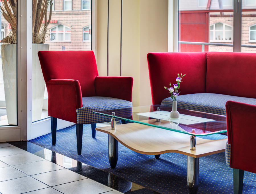 Moderne Lobby des Hotels., © IntercityHotel Stralsund