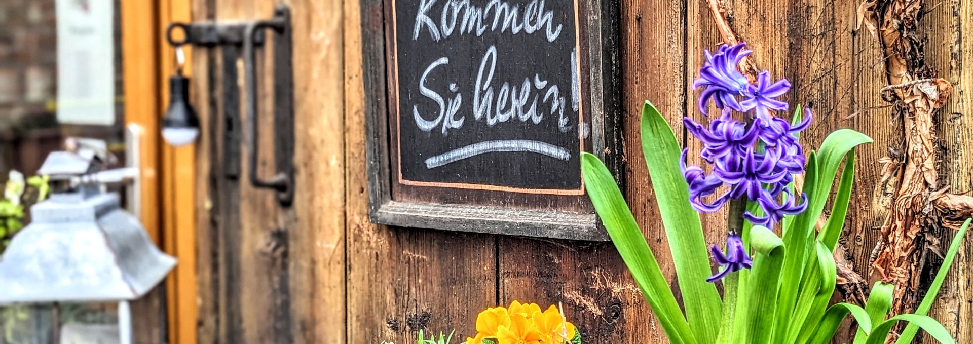 Außenschild - Weinhaus im Hof, © Leopold Höglinger