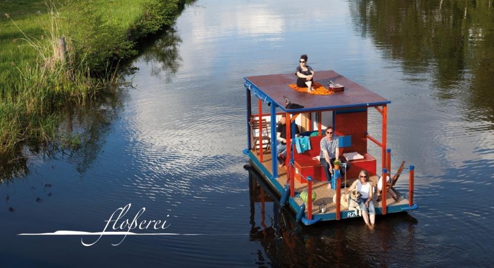 Unser Floss auf der Müritz-Elde-Wasserstraße und Nebenarme, © die flosserei / Godehard Bromisch