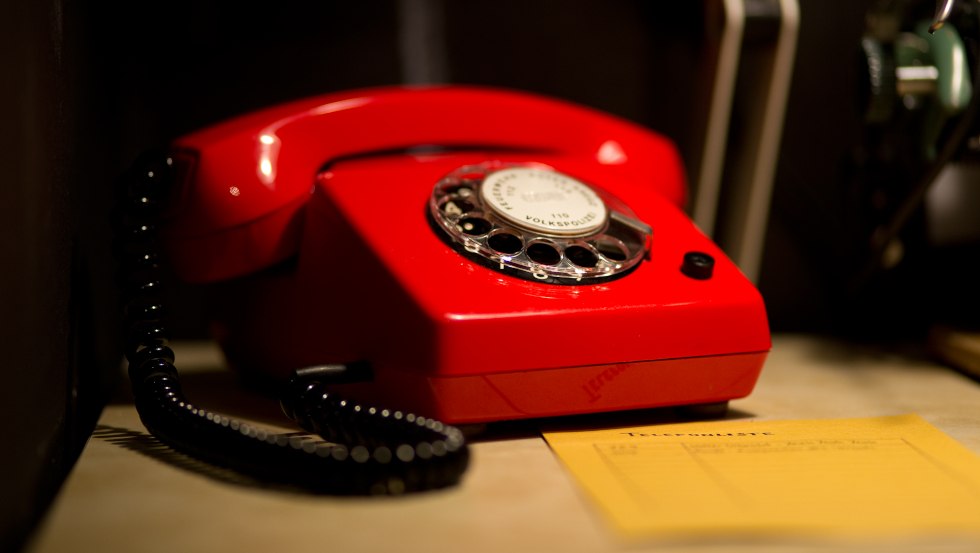 Telefon mit Wählscheibe, © Ostrockmuseum Kröpelin