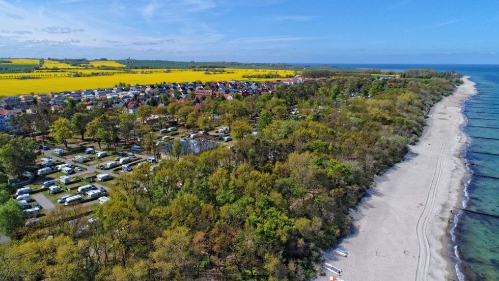 luftaufnahme-vom-campingplatz-campingplatz-kuehlungsborn-gmbh, © Campingpark Kühlungsborn GmbH