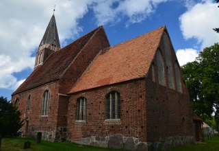 St.-Johannis-Kirche in Zirkow auf Rügen, © Tourismuszentrale Rügen