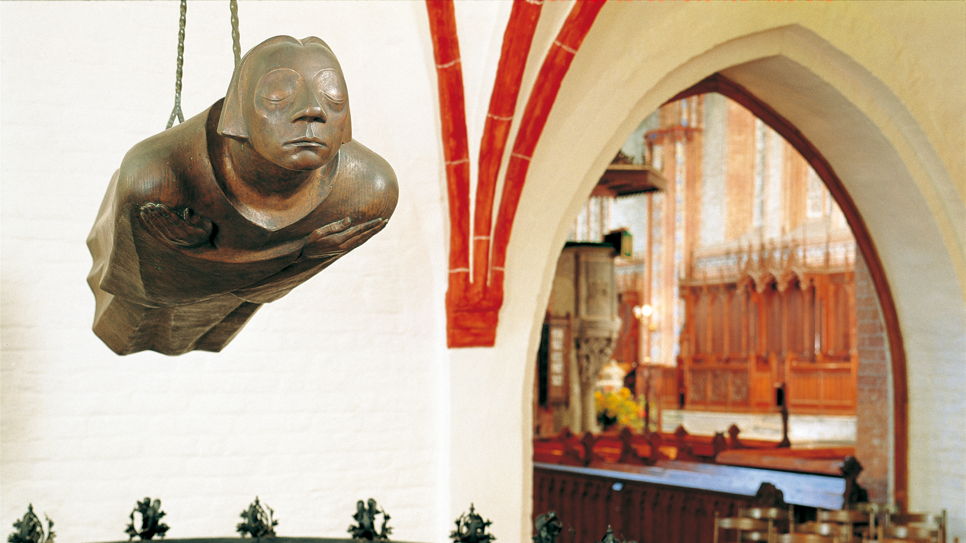 Ernst Barlachs »Der Schwebende« im Güstrower Dom, © TMV/Werk3