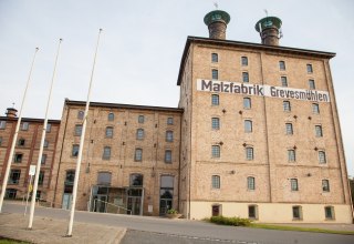 Heute ist die Malzfabrik Sitz der Verwaltung des Landkreises Nodwestmecklenburg., © Frank Burger
