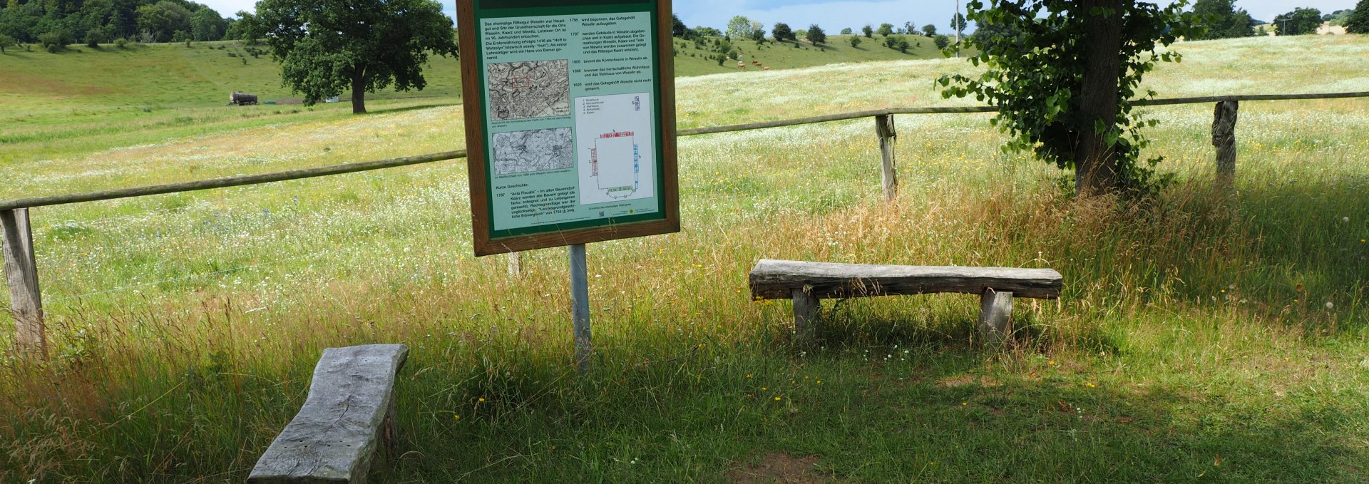 Infopunkt am Lehrpfad Mittleres Warnowtal, © Naturpark Sternberger Seenland; Volker Brandt