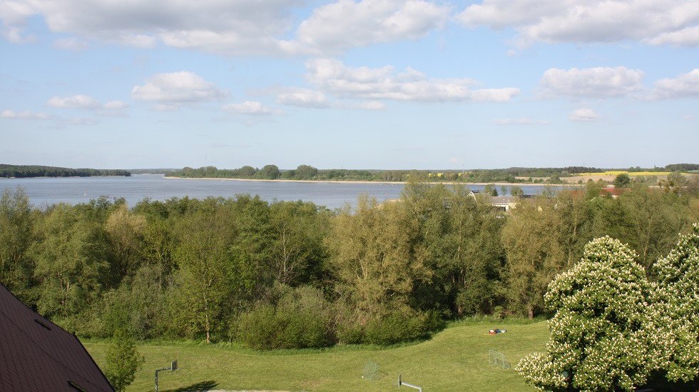 Blick vom Fangelturm der Burg Wesenberg auf den Woblitzsee, © Mecklenburgische Kleinseenplatte Touristik GmbH