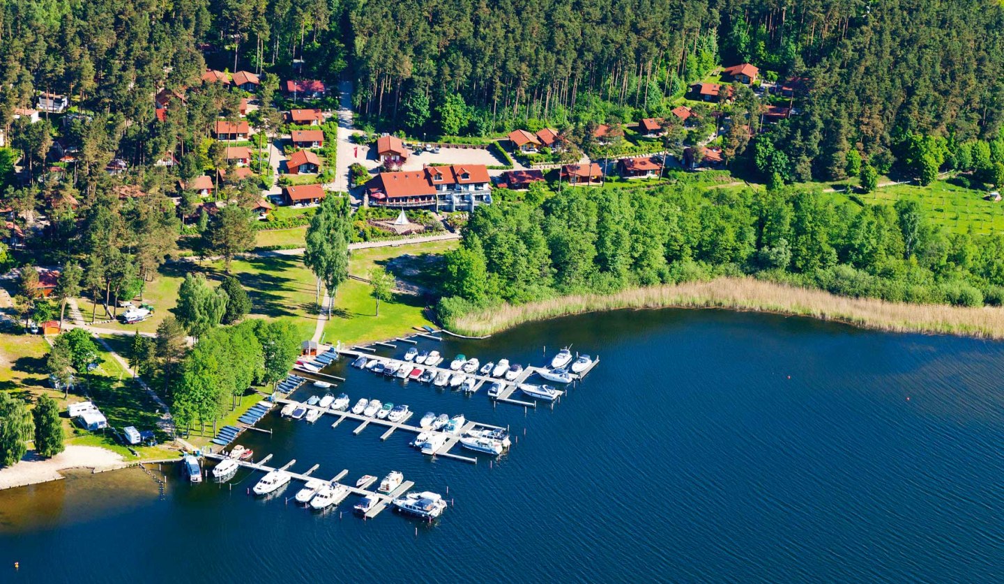 Die Ferienanlage mit dem Yachthafen Maribell, © Klaus Steindorf-Sabath