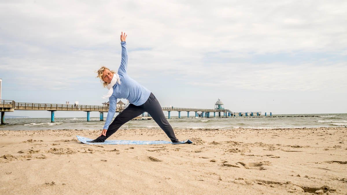 Yoga Ostseestrand Ruegen 02, © KV SELLIN