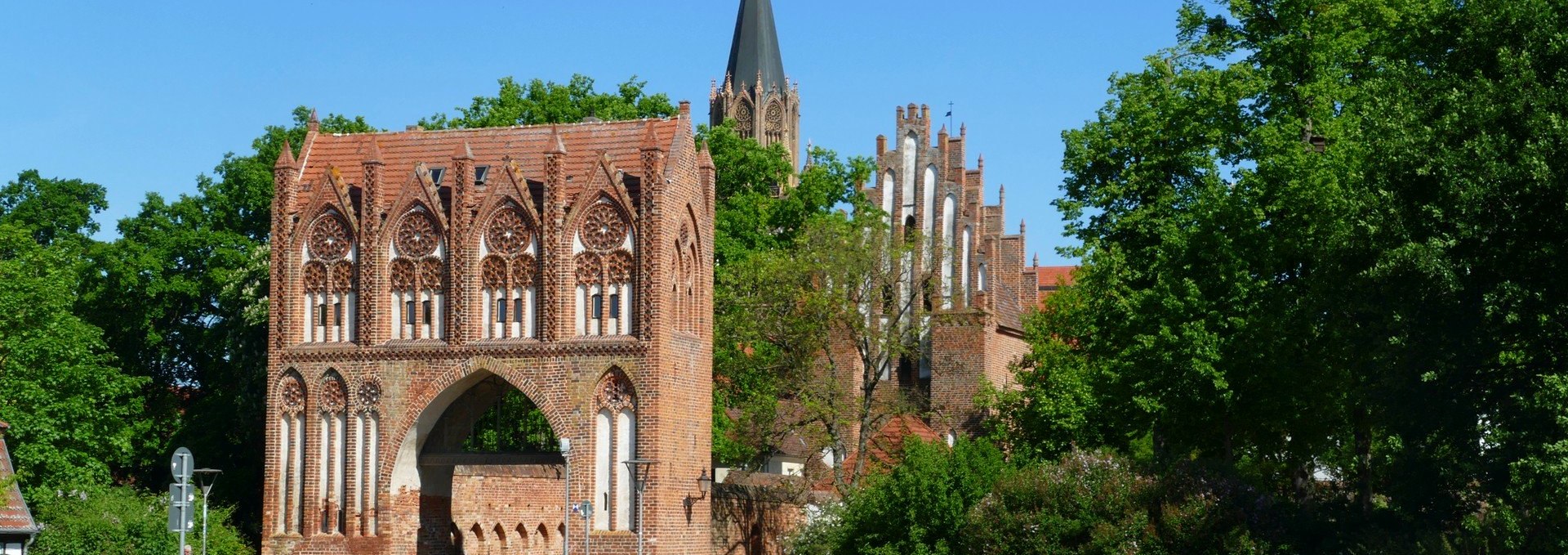 Blick auf das Stargarder Tor in Neubrandenburg, © Birgit Riemer