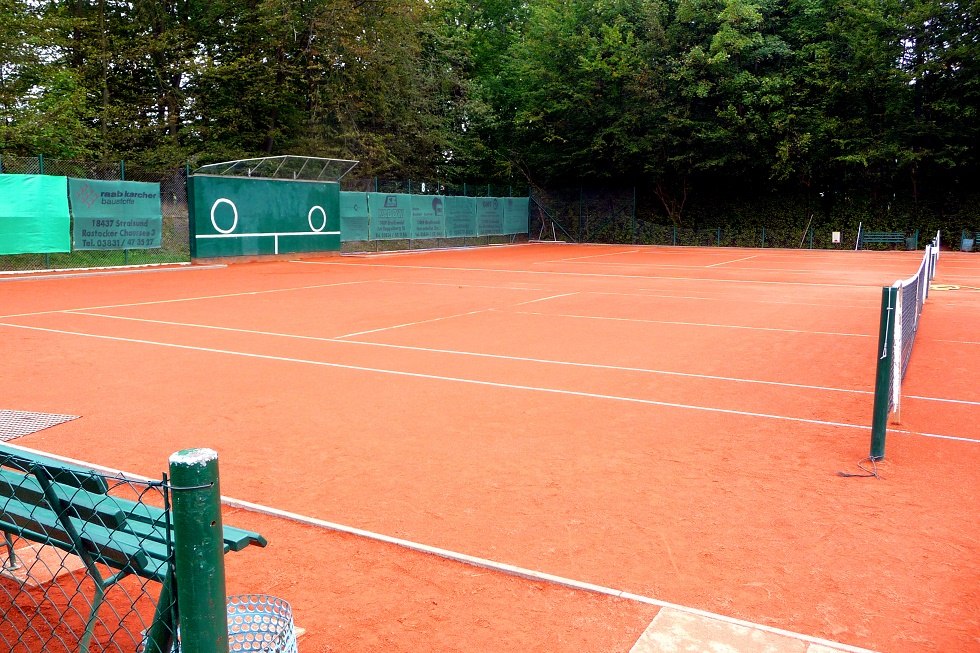 Außenbereich der Tennisanlage, © Sabrina Wittkopf-Schade