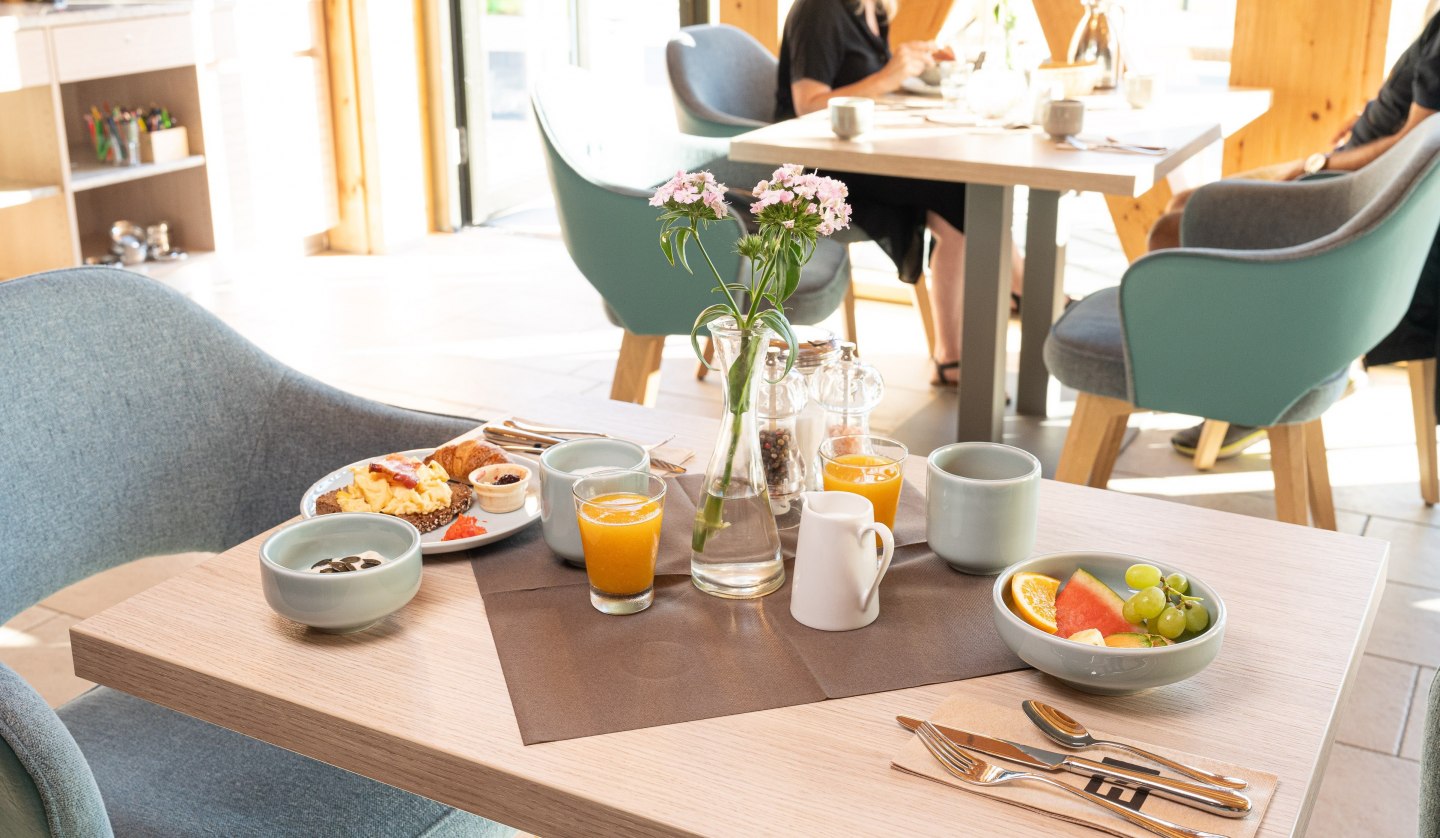 Brunch im Restaurant Bootshaus, © BEECH Resort Plauer See