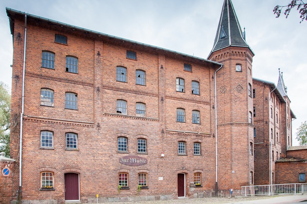 die Wassermühle Bützow von der Straßenseite aus, © Frank Burger