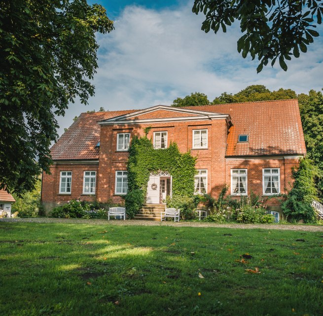 Gutshaus Krimvitz auf der Insel Rügen, © Gutshaus Krimvitz / Mirko Boy