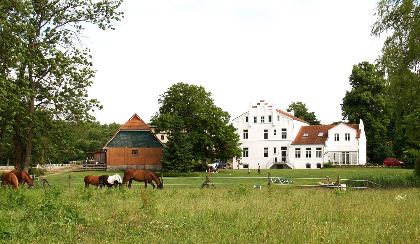 Blick über die Teichwiese, © Gutshaus Gramkow