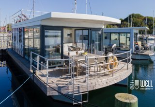 Hausboot mit Terrasse, © Lars Franzen