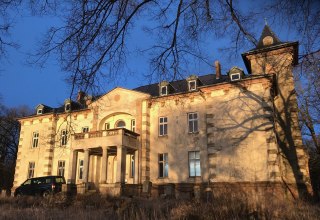 Schloß Hohenbrünzow: Ein neuer Frühling kommt ..., © Gernot Pohl 2019